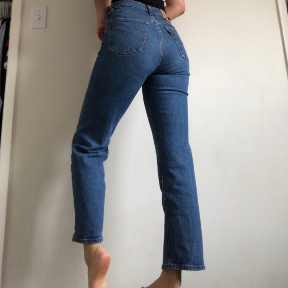 Levi’s Ribcage Straight Jeans - Size 25